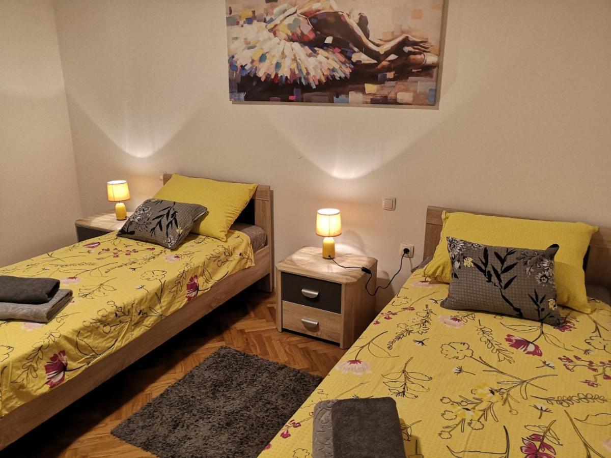 Apartamento Eugenia Pula Exterior foto